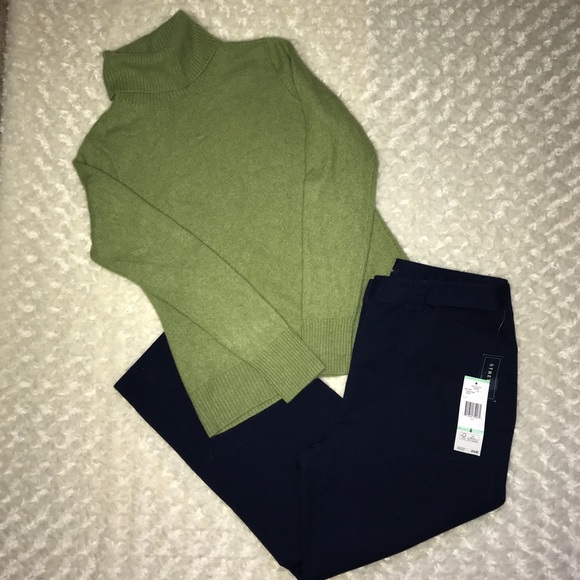 Avellini Sweaters - Avellini 100% cashmere olive sweater large
